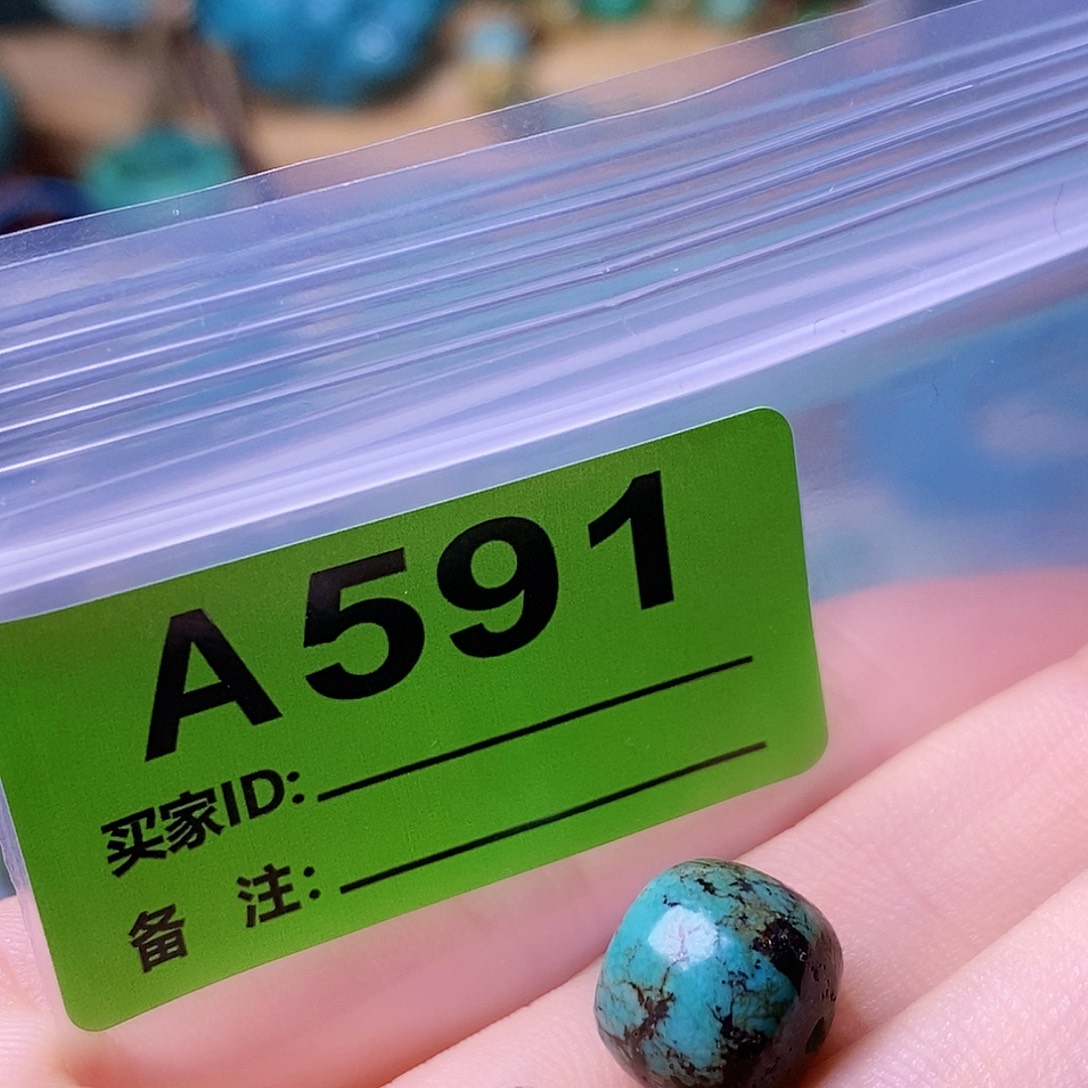 十堰原生态绿石头特色手工配饰