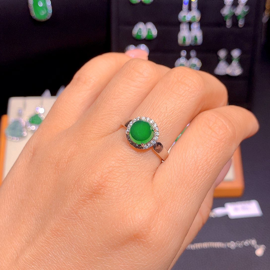 翡翠银S925镶嵌戒指多样性