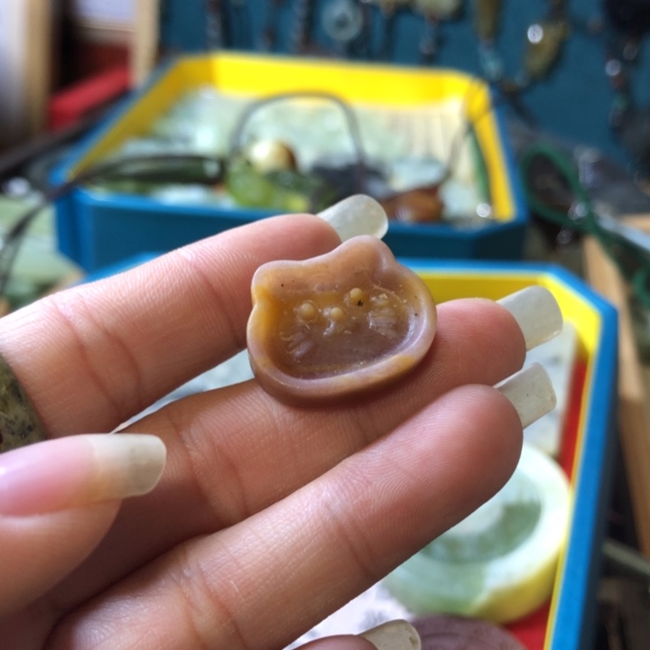 岫玉未镶嵌岫玉手镯