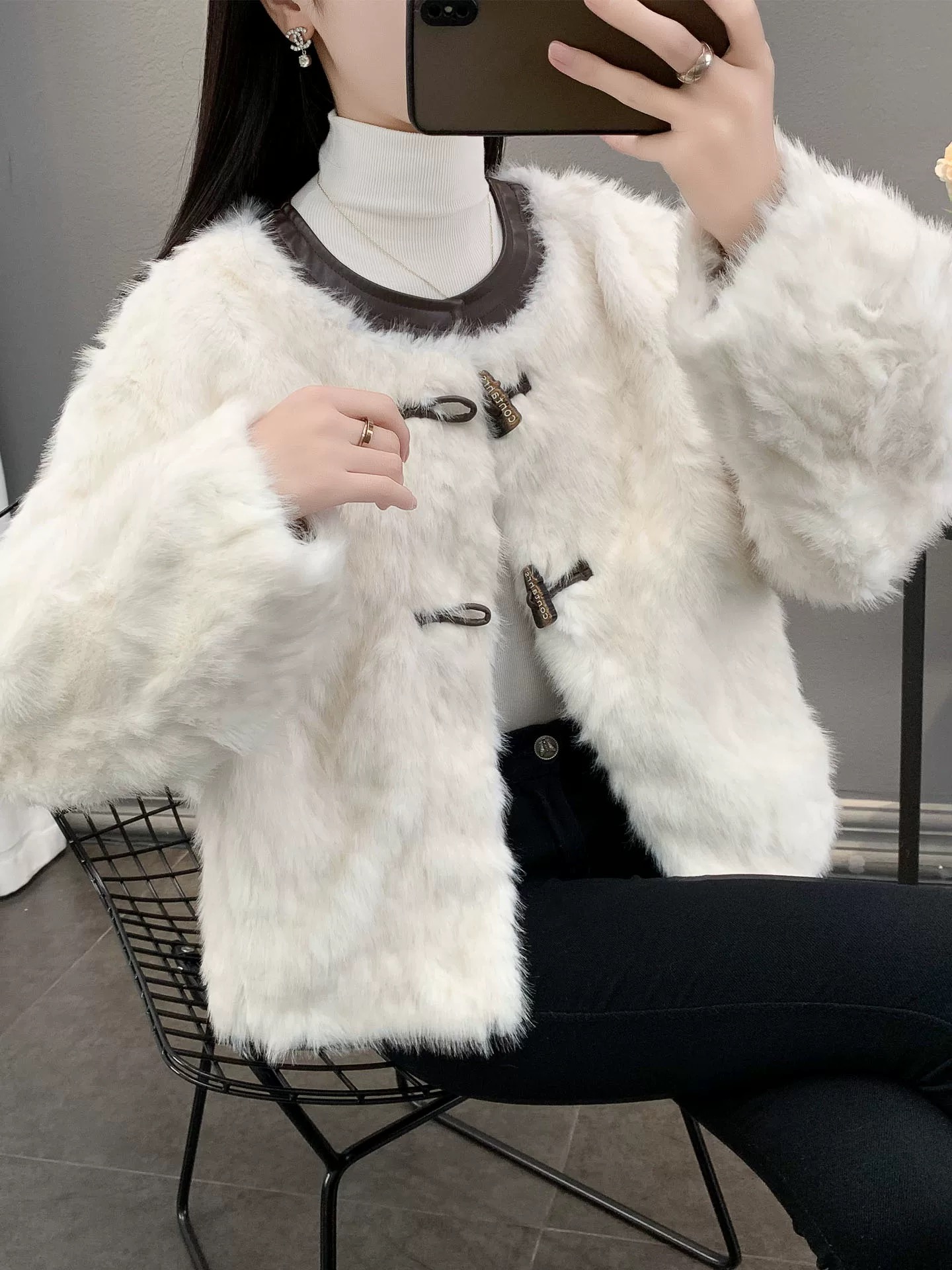 【现货现发+运费险】高级感短款毛毛外套冬季新款气质上衣