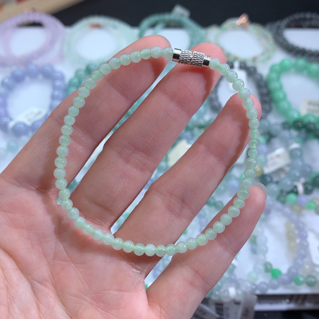 未镶嵌翡翠手链天然