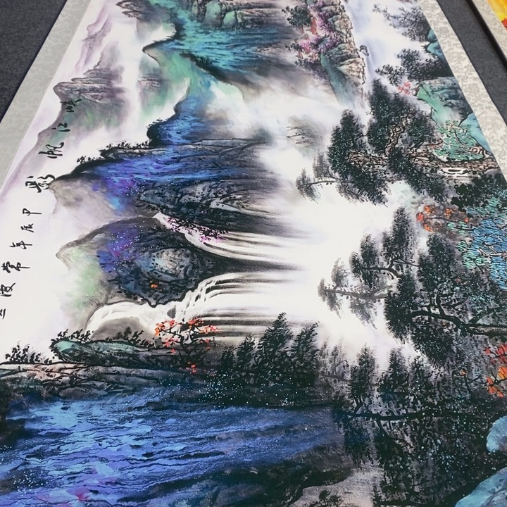 横款Hcdddghvcfjnvxfujvgjj