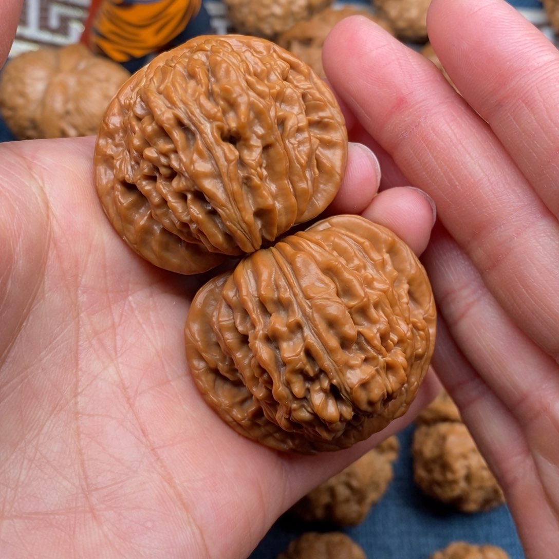 文玩核桃把件43精品汉高楼