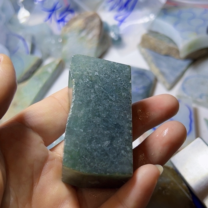 颈饰未镶嵌翡翠家***兴