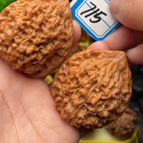 文玩核桃吊坠官帽47