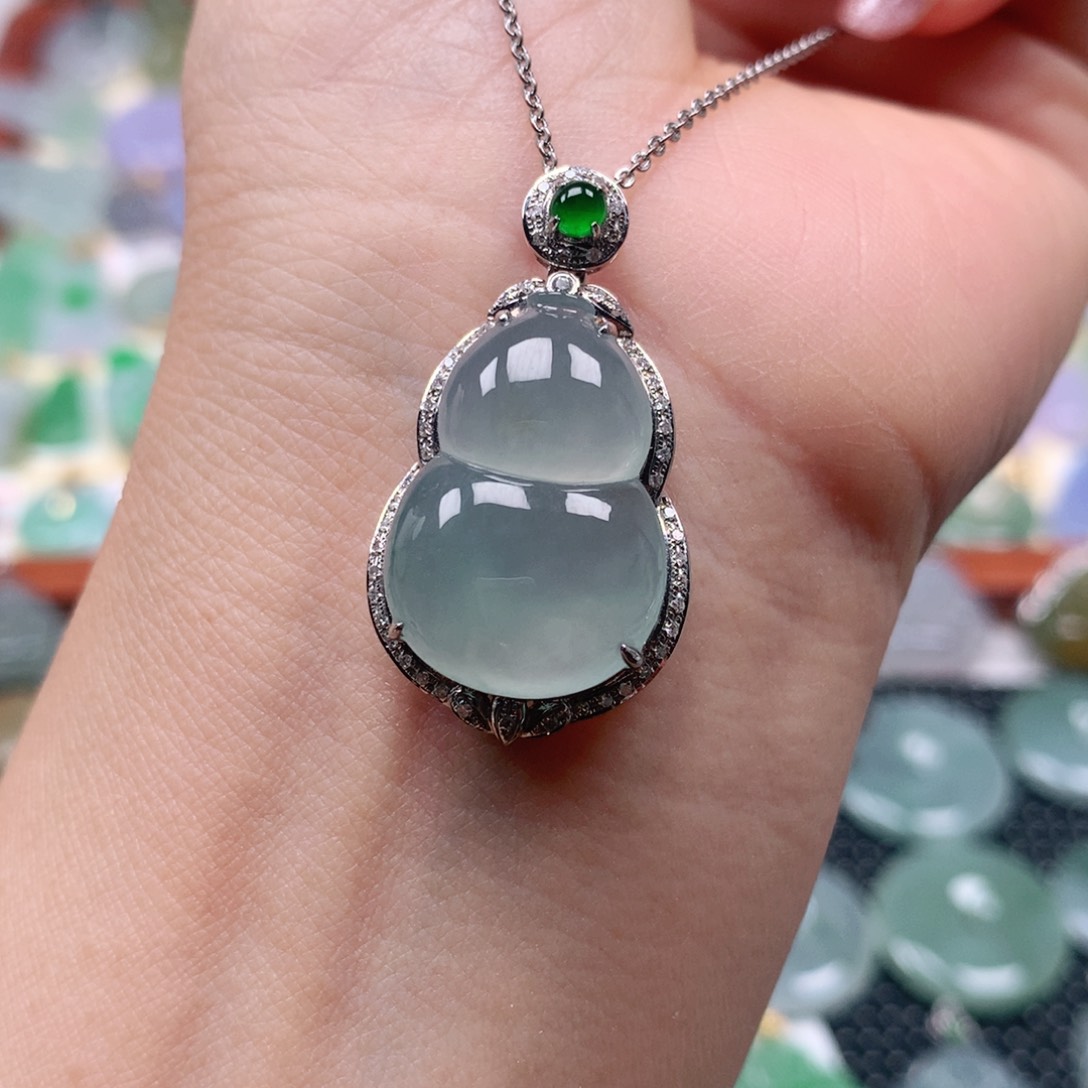 【闪购商品】翡翠18K金镶嵌吊坠(不含链)