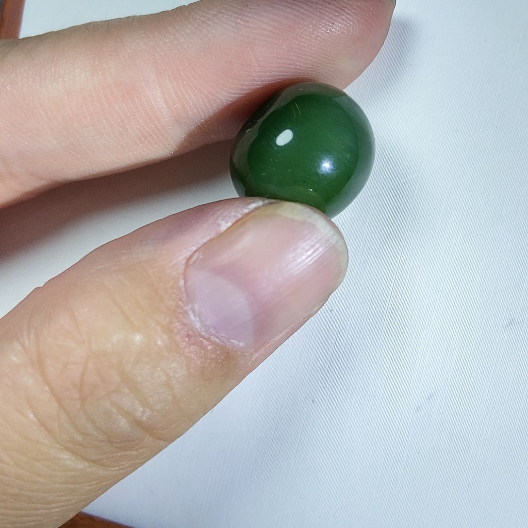 和田玉（碧玉）颈饰18K金镶嵌碧玉苹果珠 多样性发一