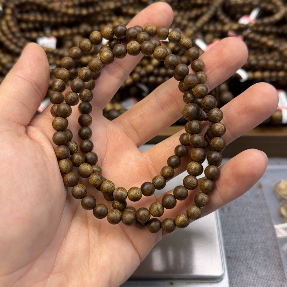 沉香沉香碎屑06圆珠多圈海南老白棋99沉水虫漏