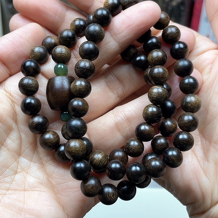 沉香手串红*越南芽庄黄奇楠留疤料