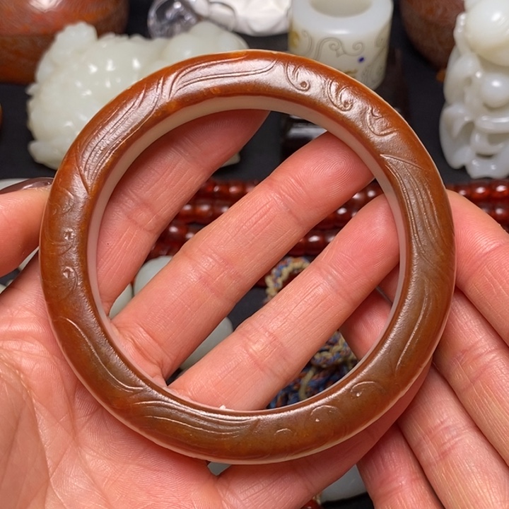 牡***乡和田玉未镶嵌挂件