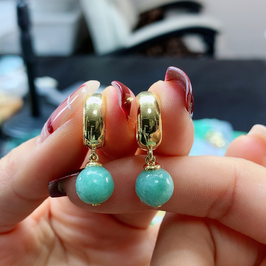 【闪购商品】翡翠耳饰未镶嵌，