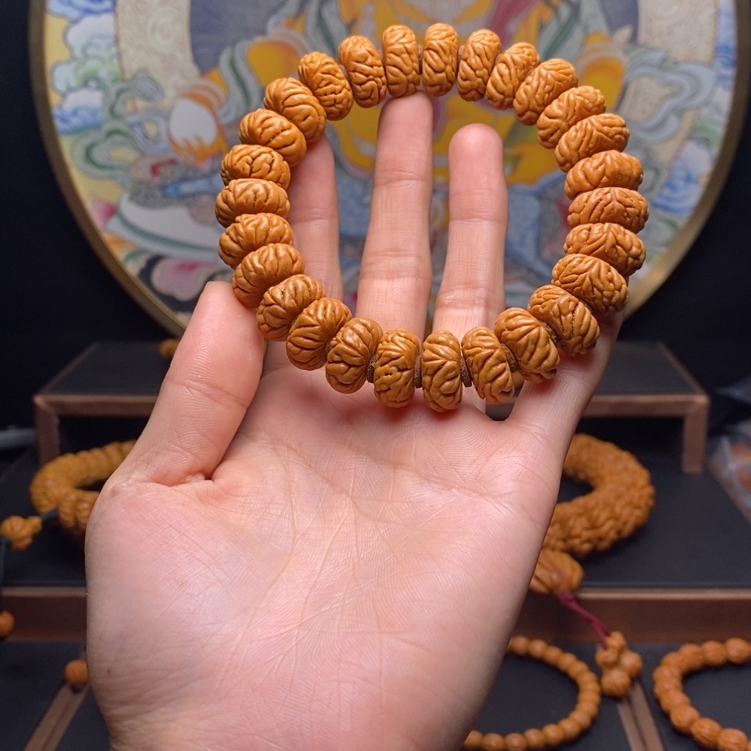 手串桃核o****e龙纹桃核祥云