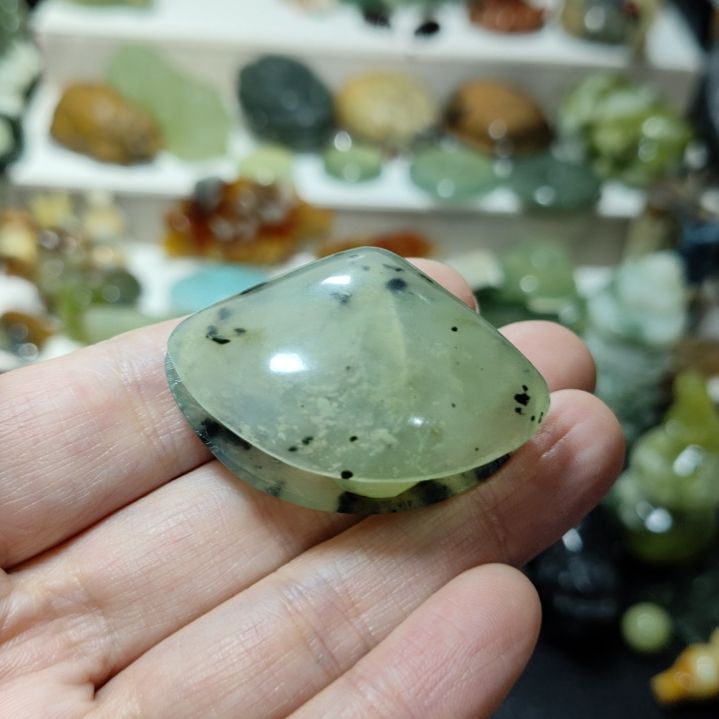 岫玉挂坠款式未镶嵌