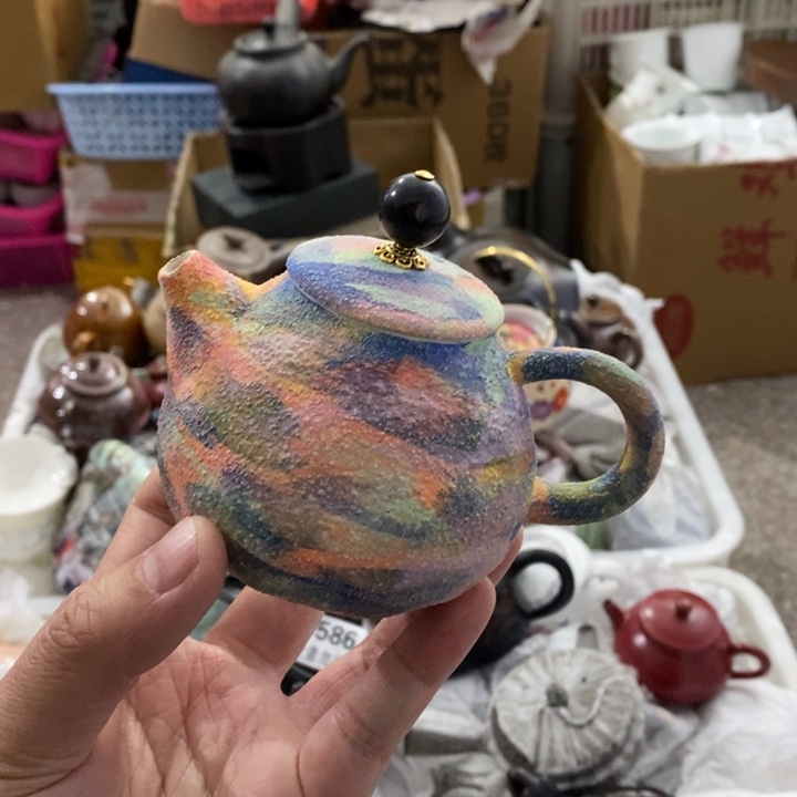 陶瓷艺术品及陶瓷壶