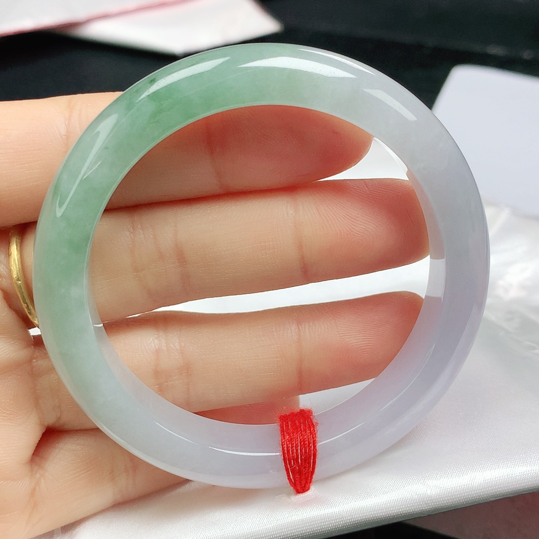 翡翠手镯未镶嵌正