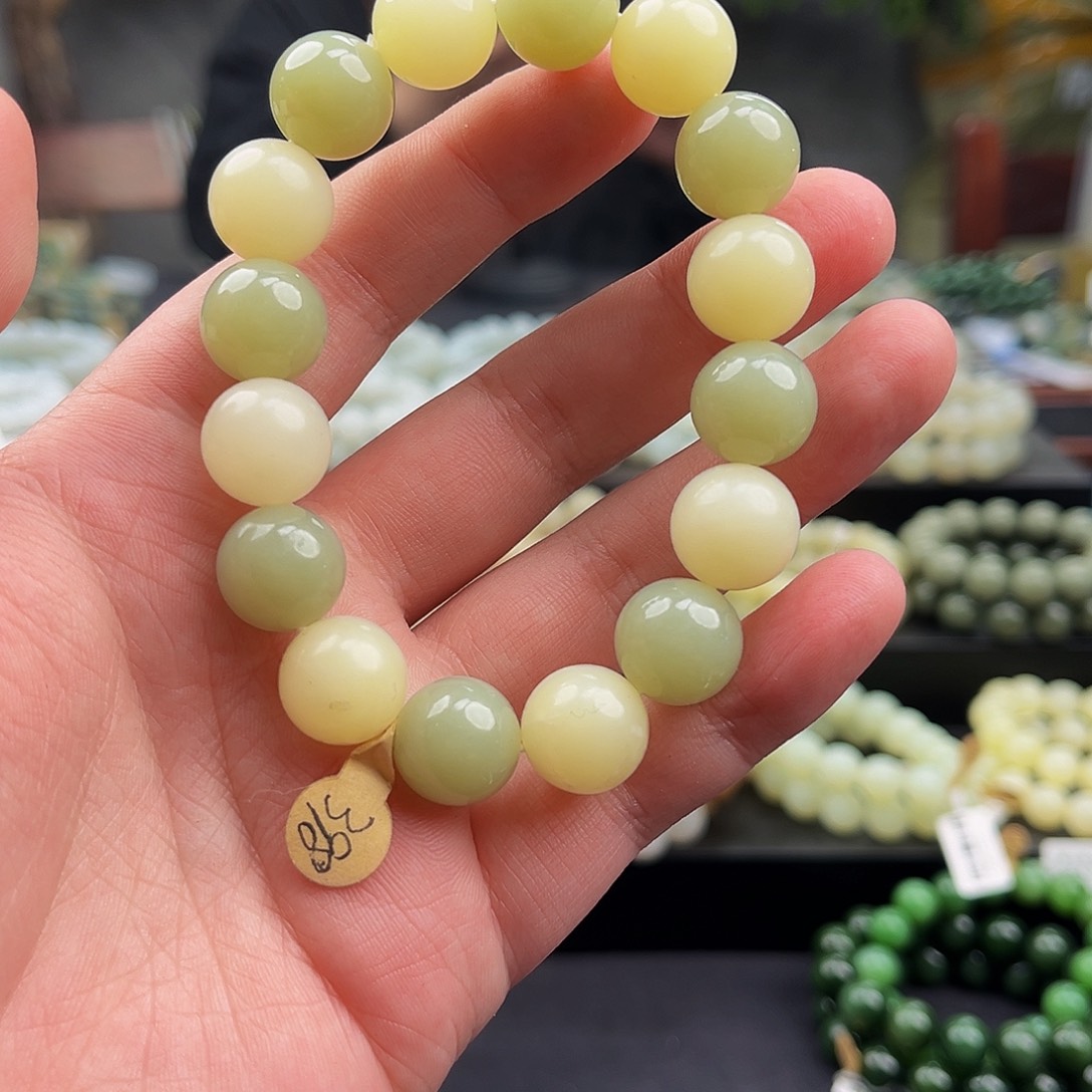 和田玉手串未镶嵌