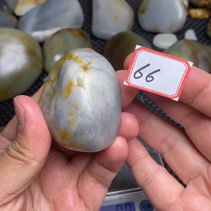 未镶嵌和田玉把件66