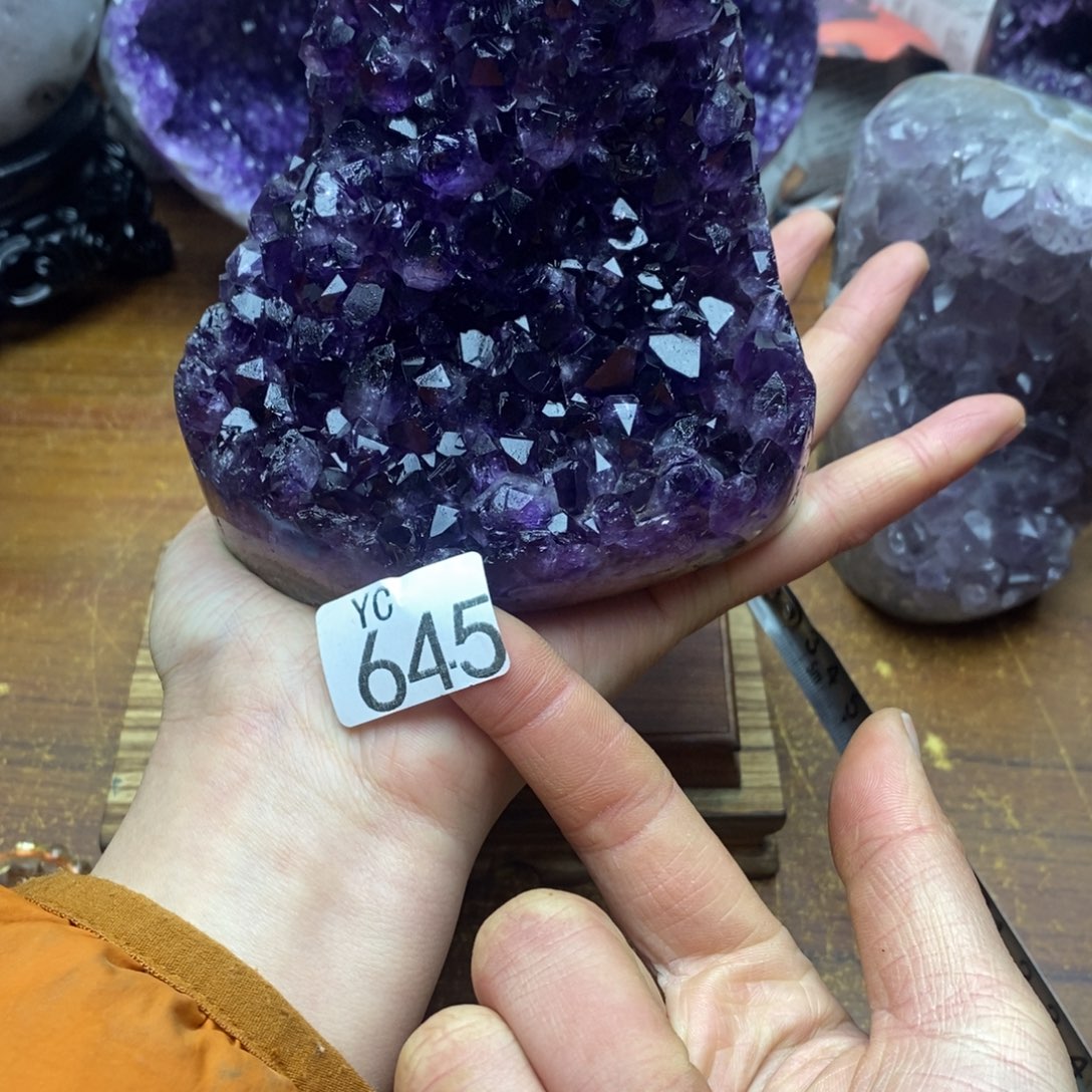 水晶大型摆件（非配饰）未镶嵌