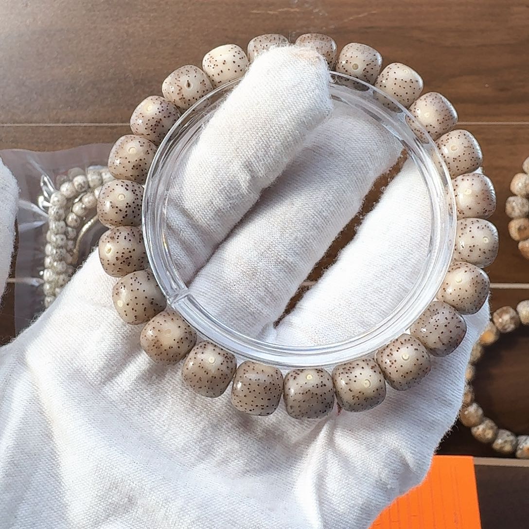 吊坠星月菩提黑冰3007