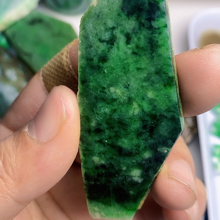 翡翠散珠天然翡翠A货挂件