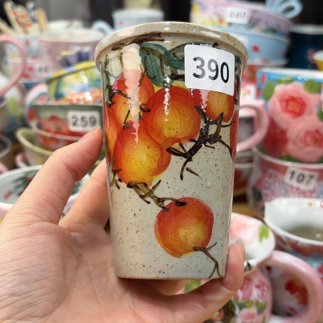 瓷片兔兔盖茨。兔兔