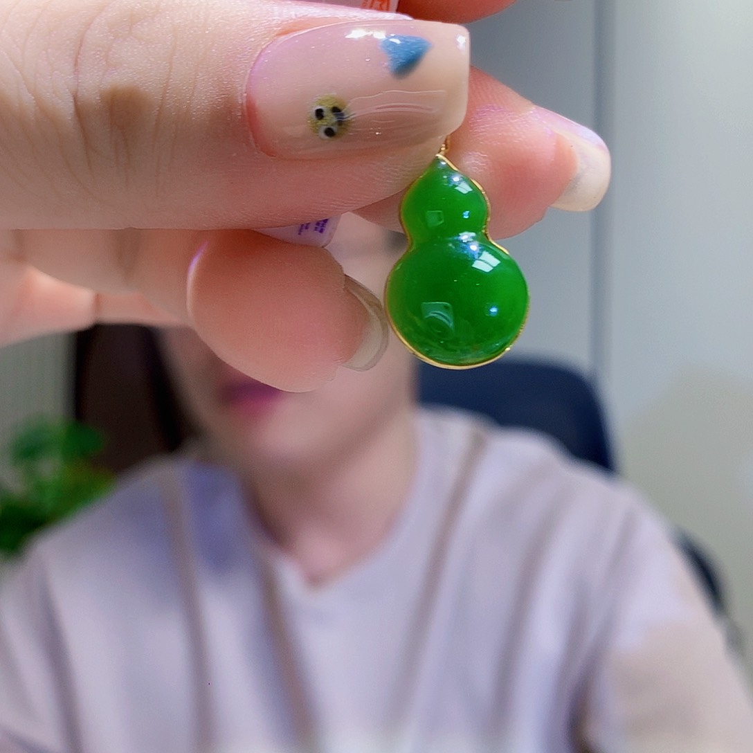 和田玉（碧玉）18K金镶嵌颈饰