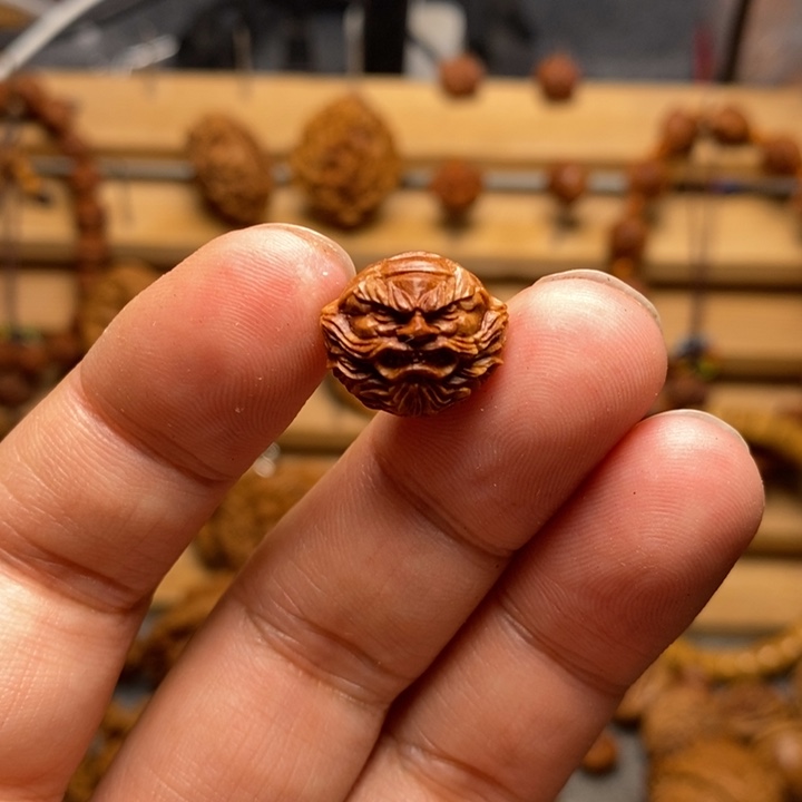 桃核手工雕刻钟馗单颗