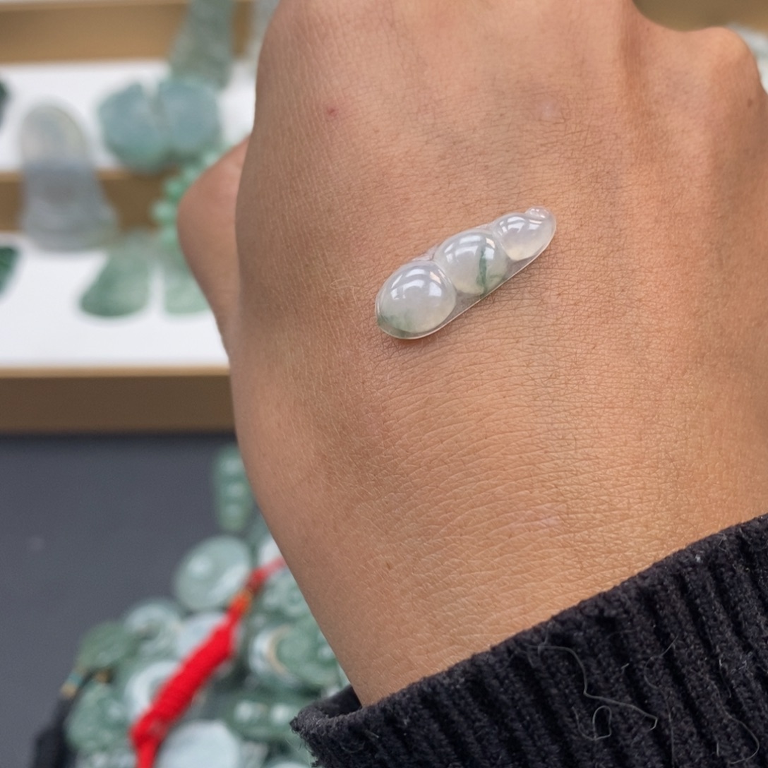 翡翠未镶嵌手链天然a货翡翠17