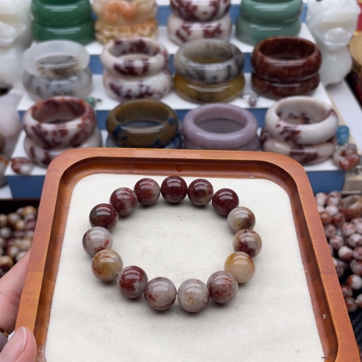 石英质玉（佘太翠）未镶嵌手镯