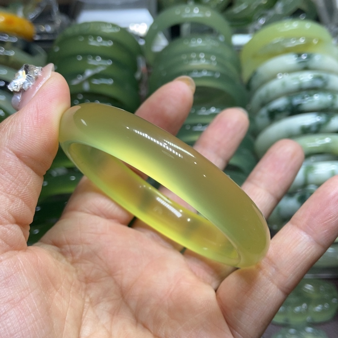 岫玉未镶嵌手镯60