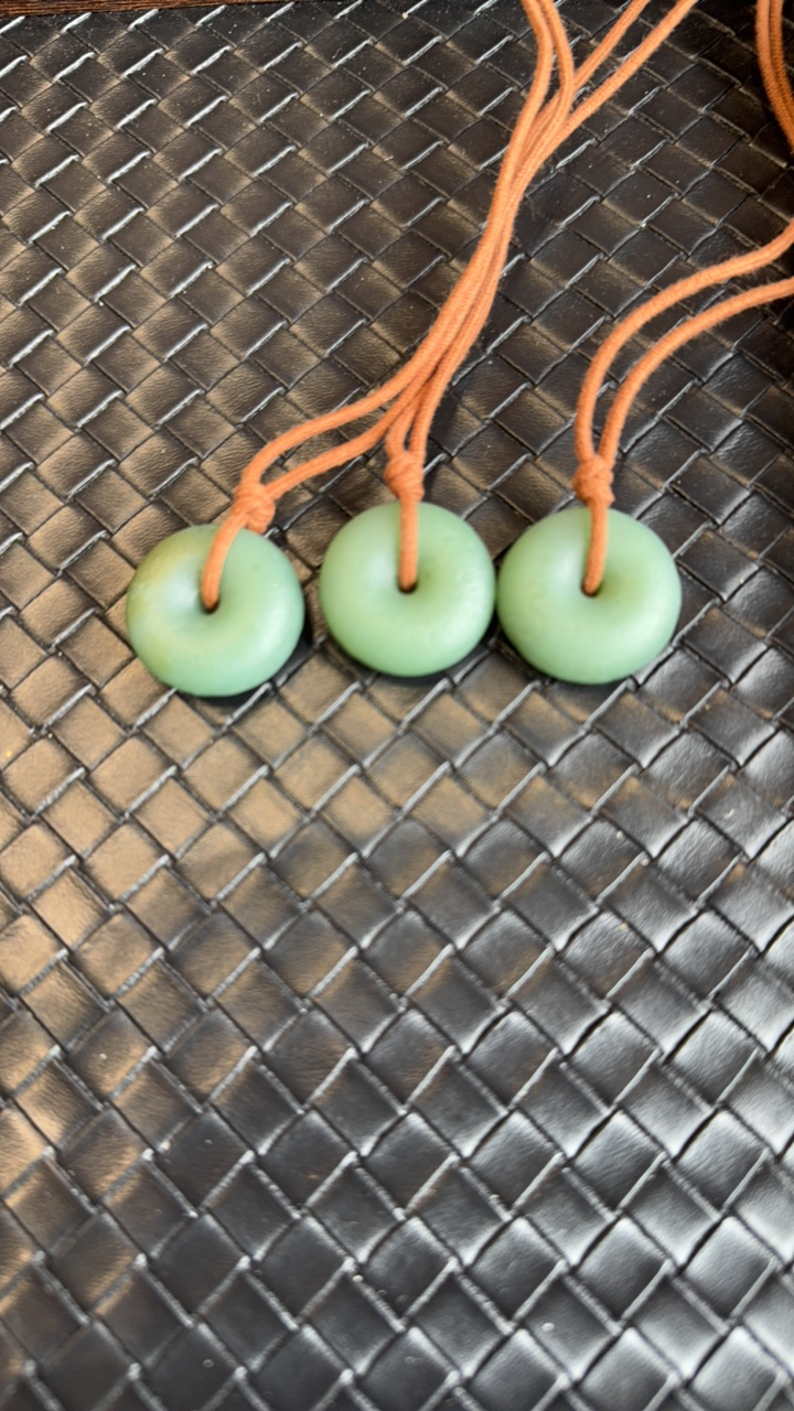 天然和田玉碧玉老光碧玉平安扣拍一发一多样性发货