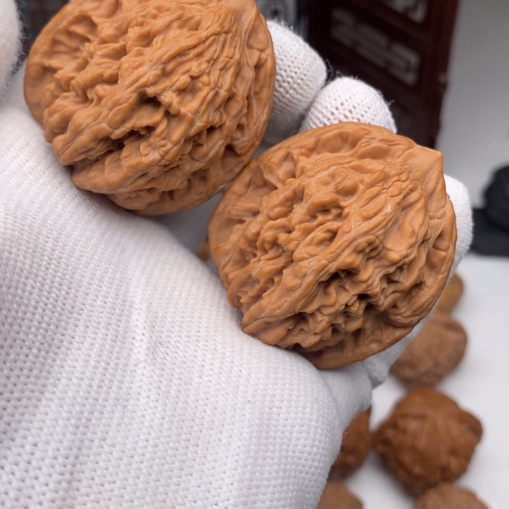 文玩核桃吊坠功***?40虎头