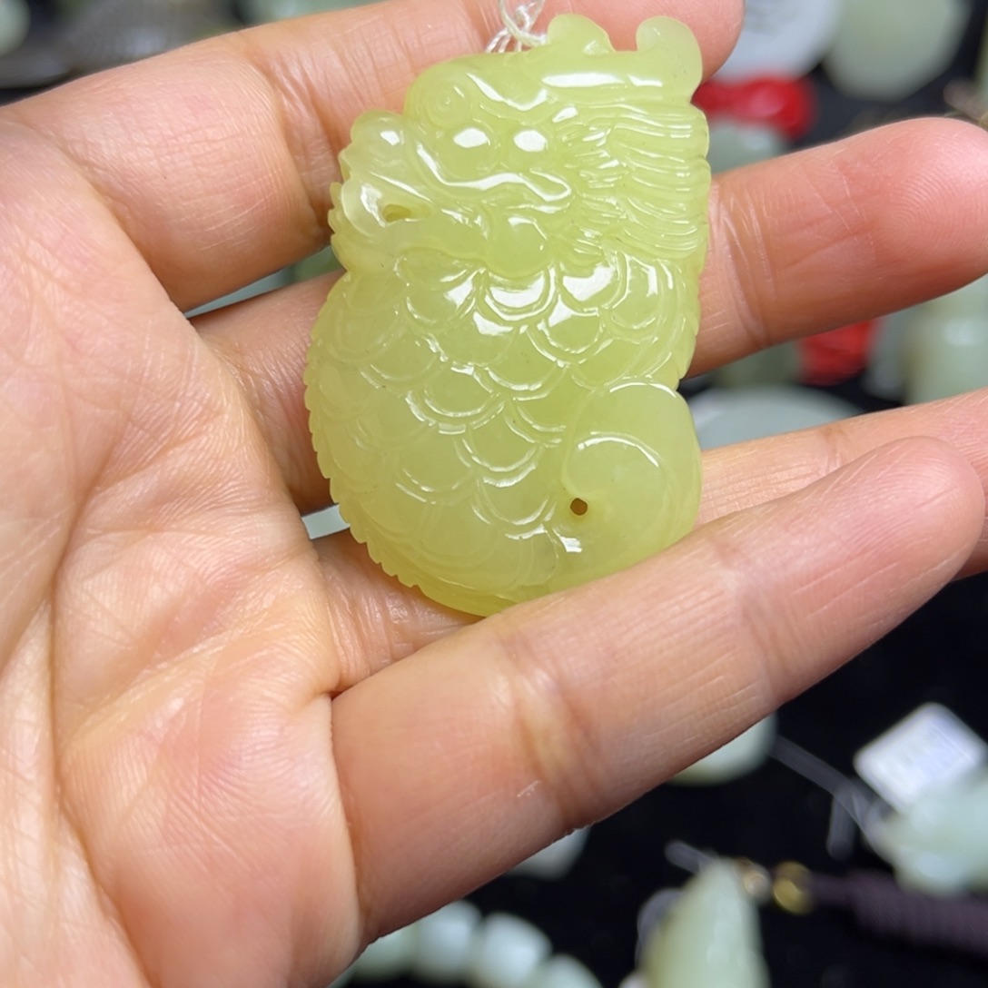 和田玉未镶嵌吊坠(不含链)