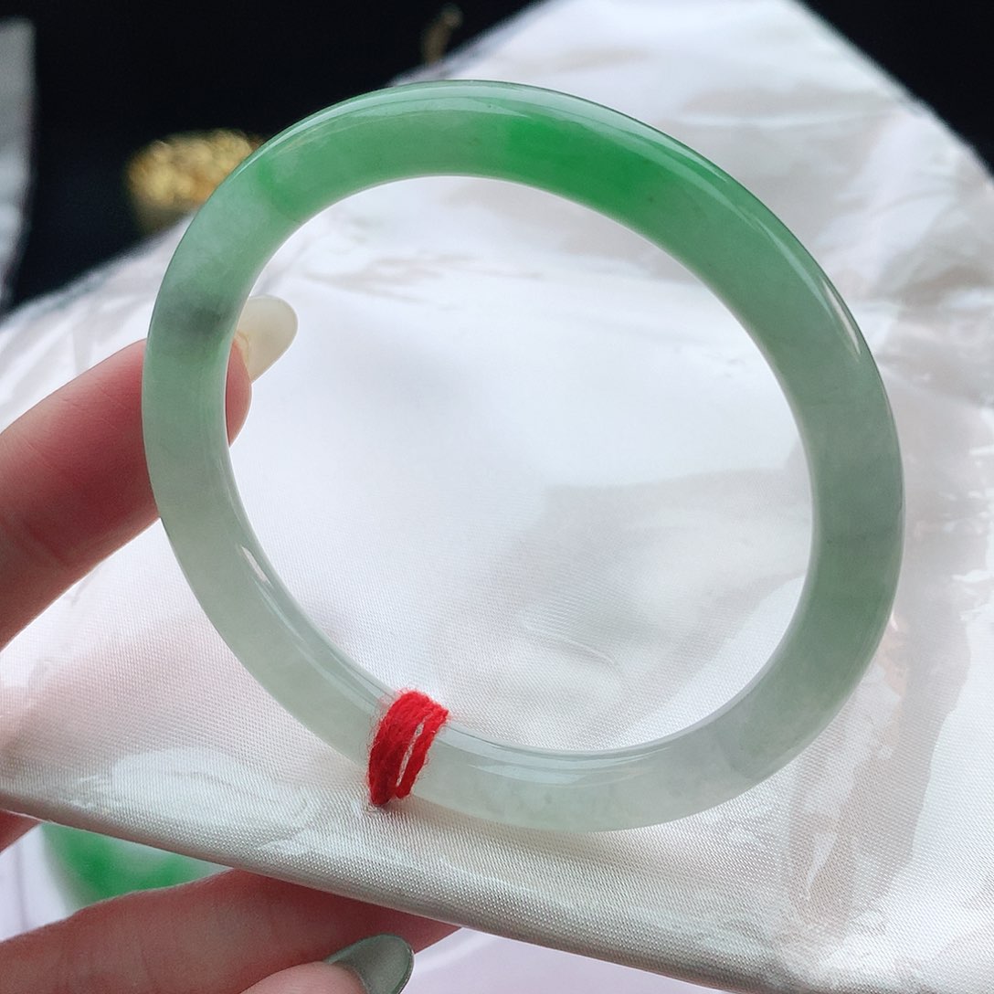 翡翠手镯未镶嵌55贵妃881928