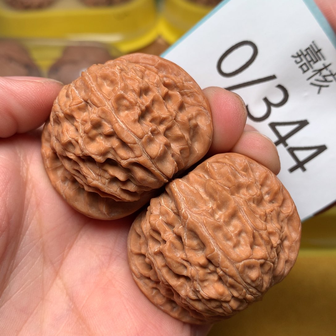 文玩核桃把件双子山地正磨39