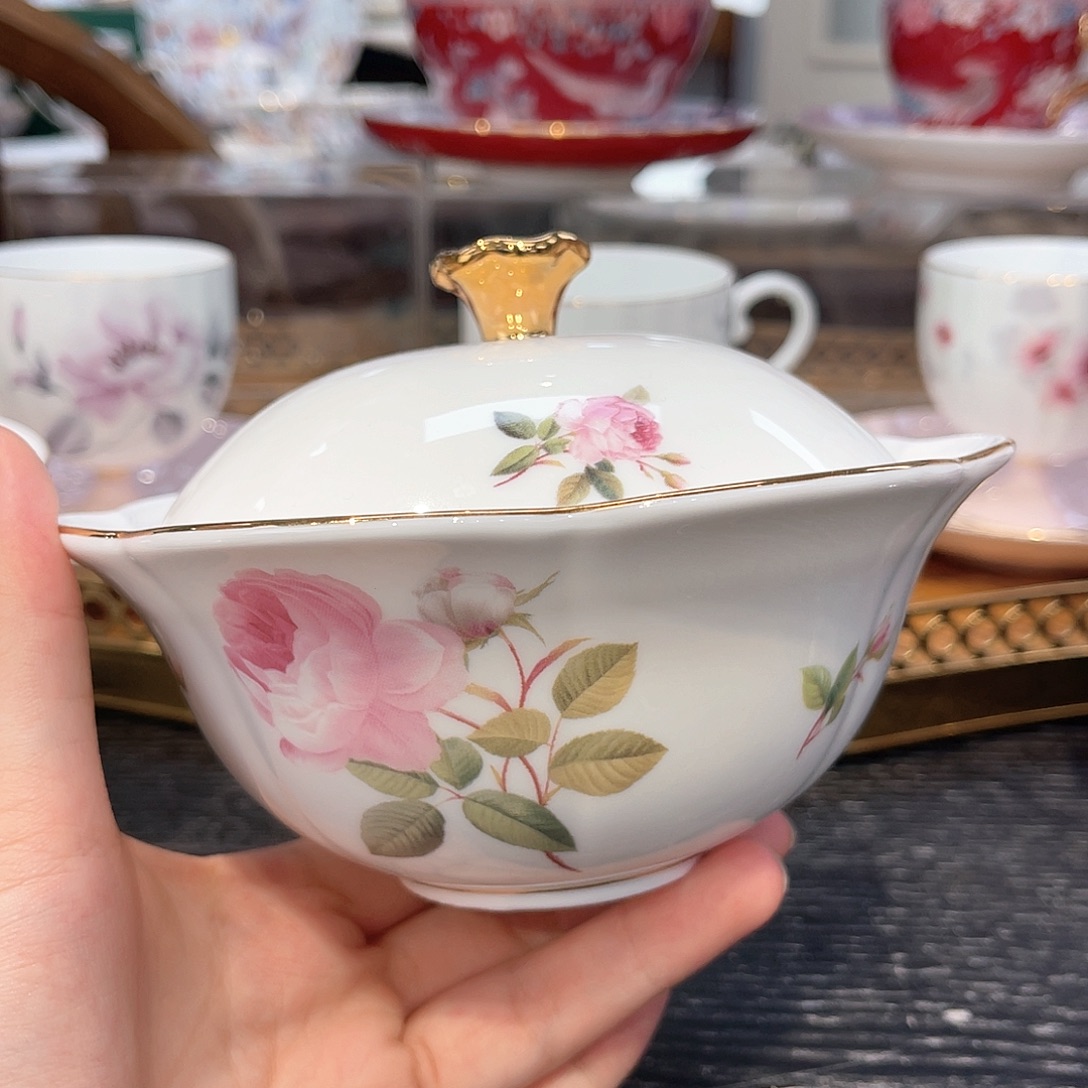 骨瓷炖盅———————————