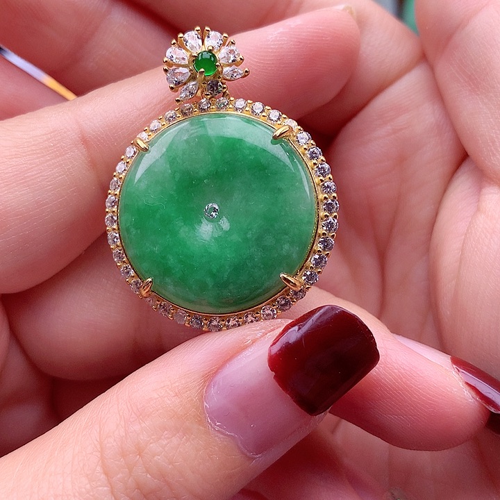 翡翠颈饰银S925镶嵌翡翠