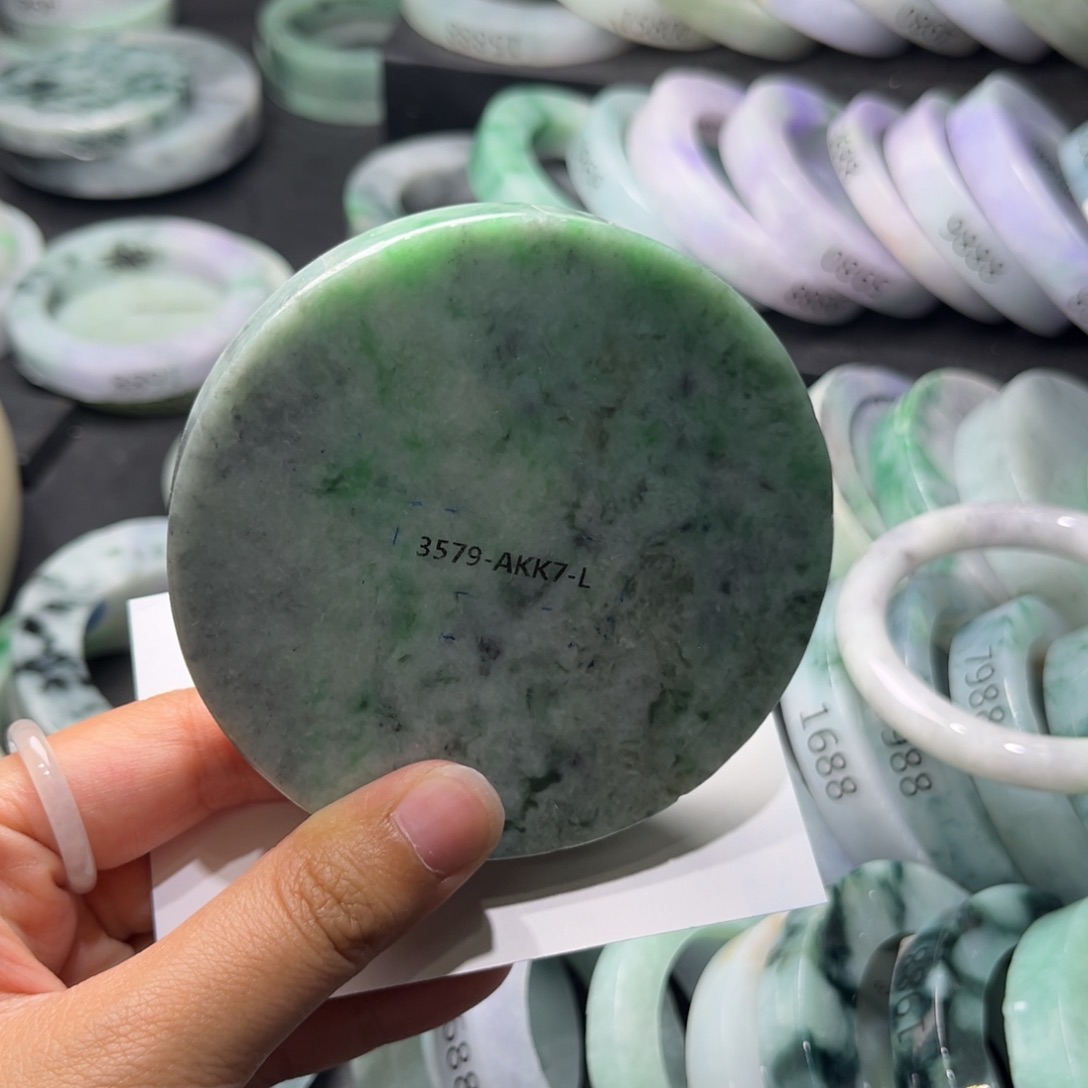 定制翡翠翡翠手镯未镶嵌