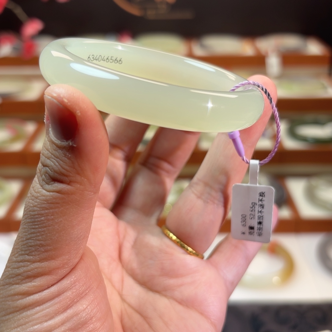 和田玉未镶嵌手镯高冰微猫荔枝冻手镯