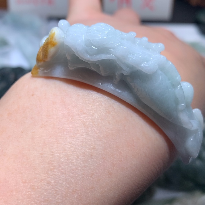 翡翠未镶嵌颈饰保真天然A货翡翠