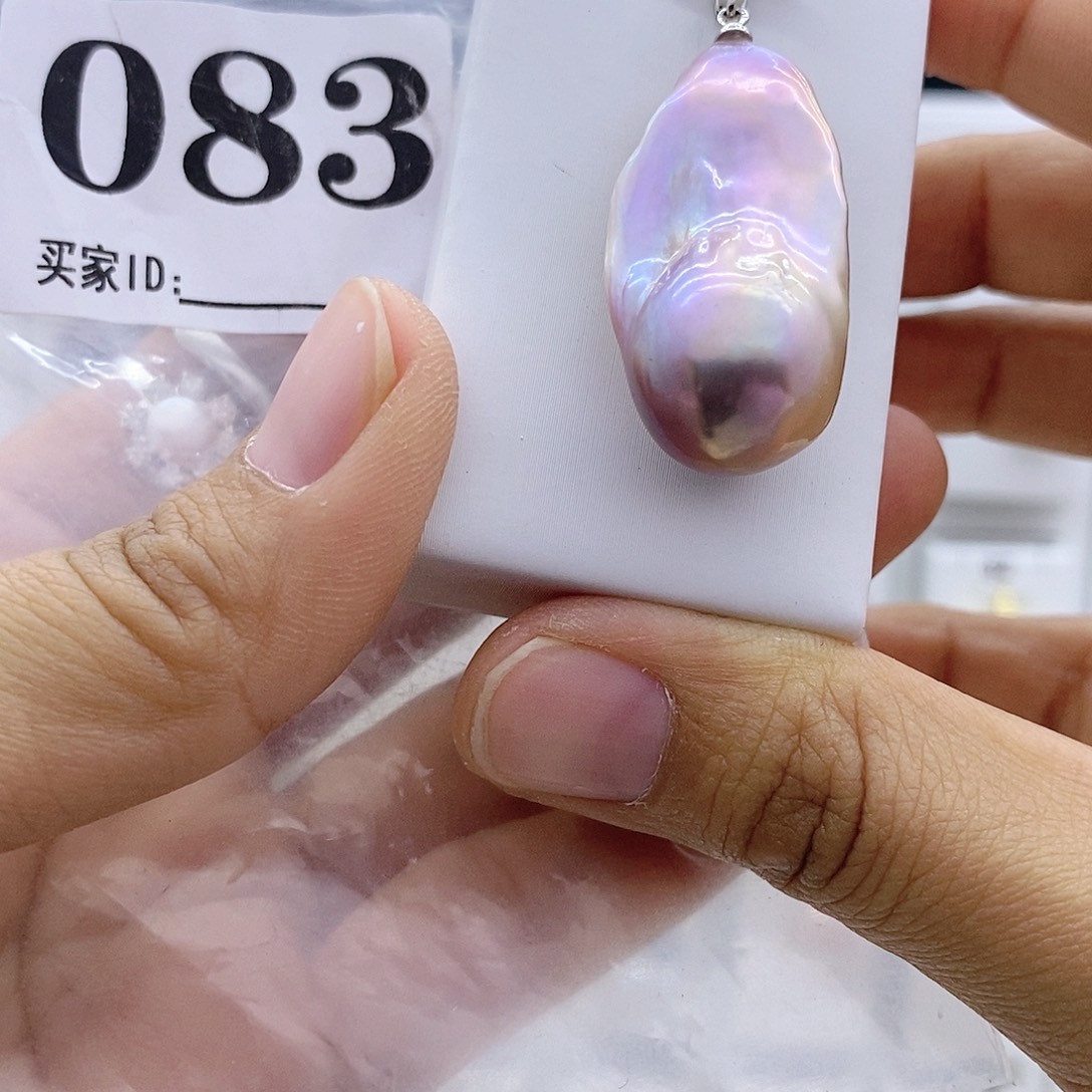 钛钢淡水珍珠颈饰