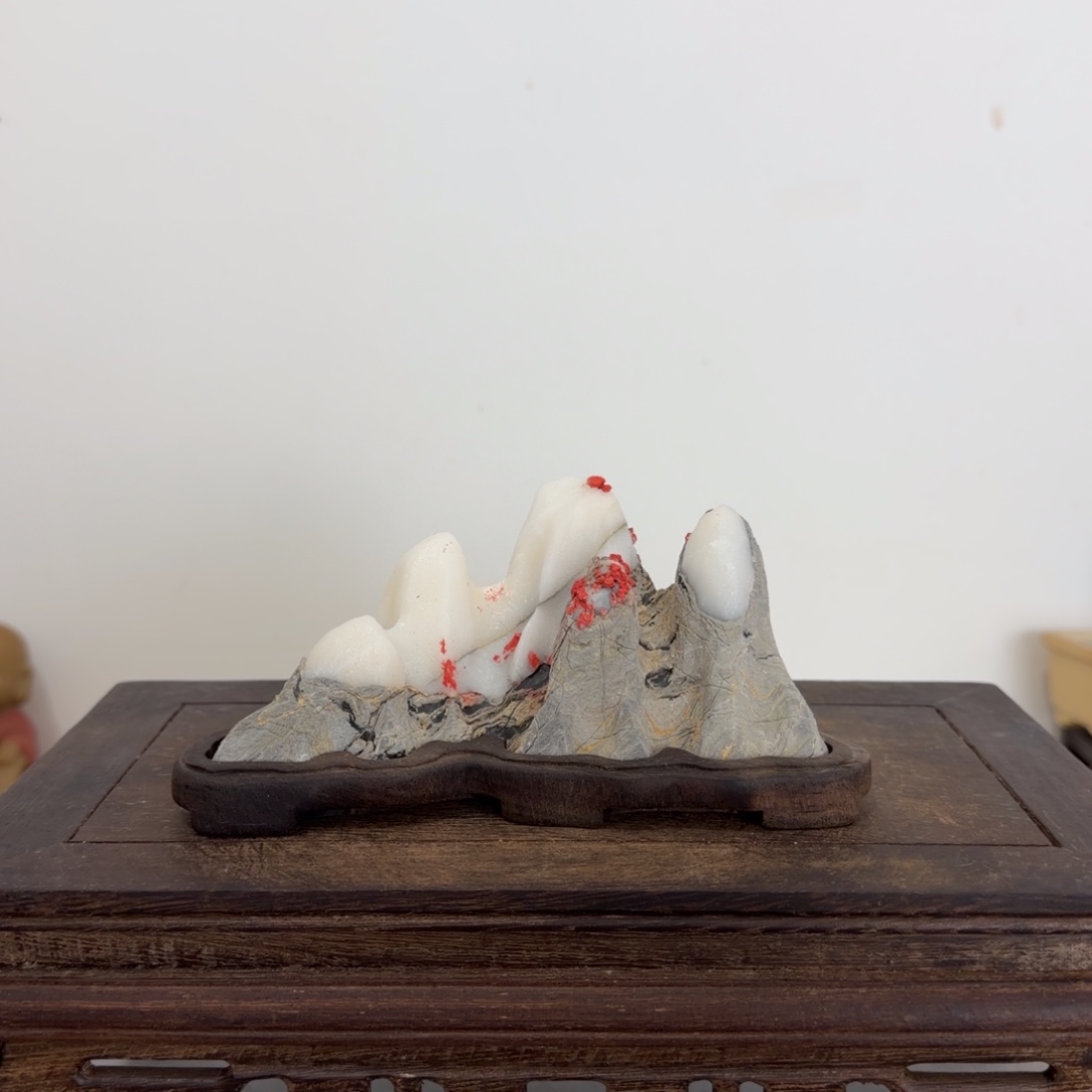 灵璧奇石白灵石雪山