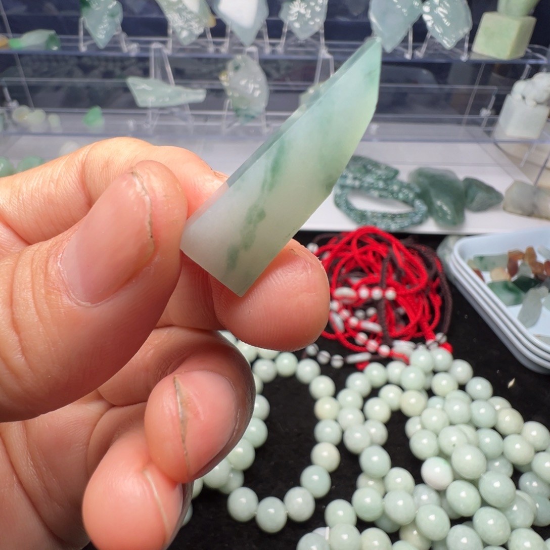 翡翠裸石缅甸翡翠A货