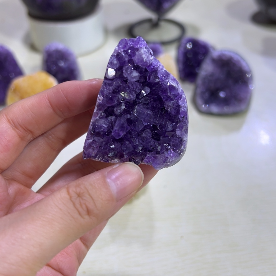 水晶未镶嵌珠宝半成品1