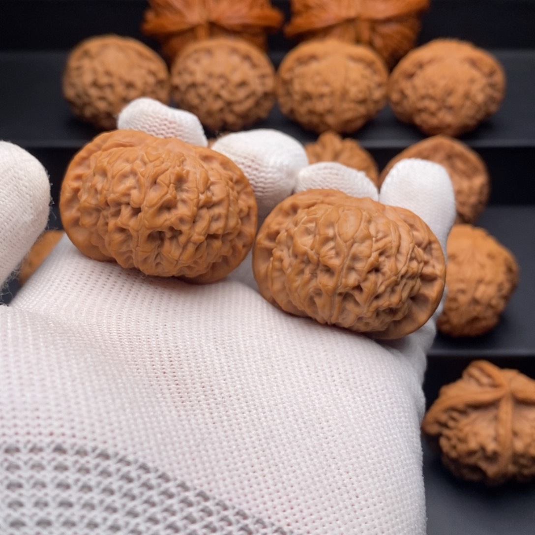 文玩核桃把件41尺野生核王