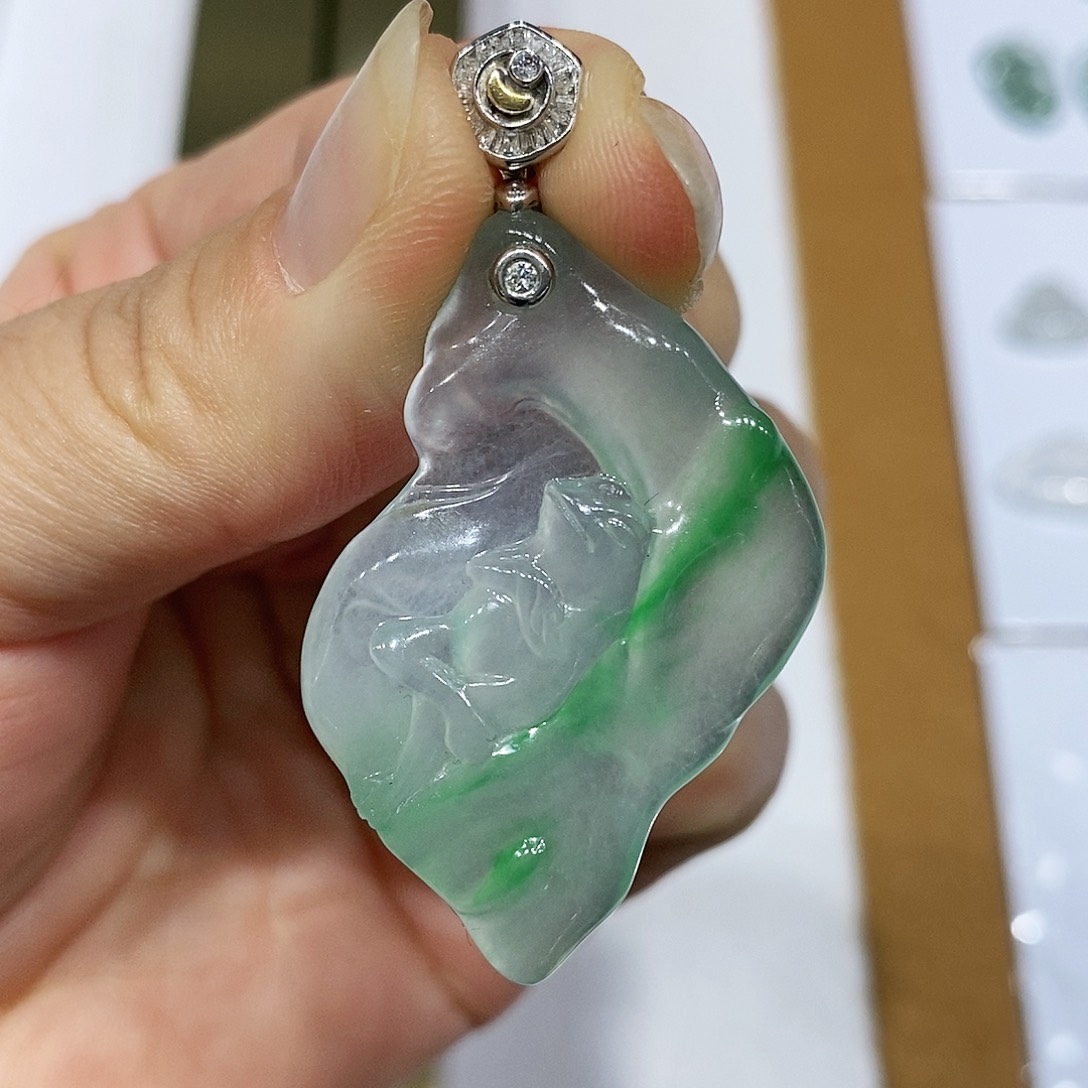 定制翡翠未镶嵌翡翠吊坠