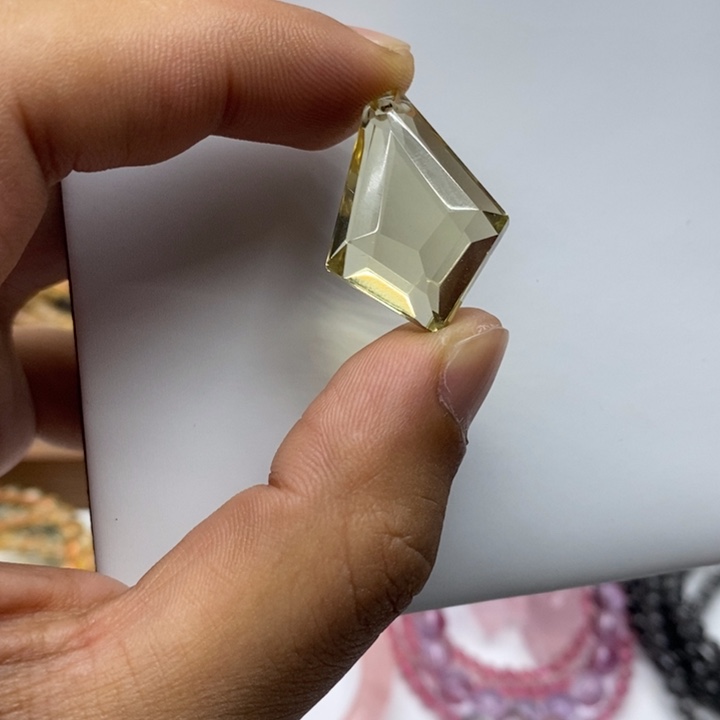 水晶手链未镶嵌黄水晶