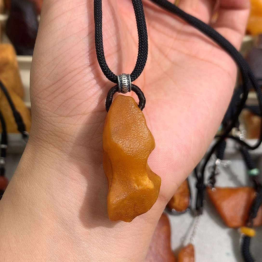 蜜蜡裸石未镶嵌你