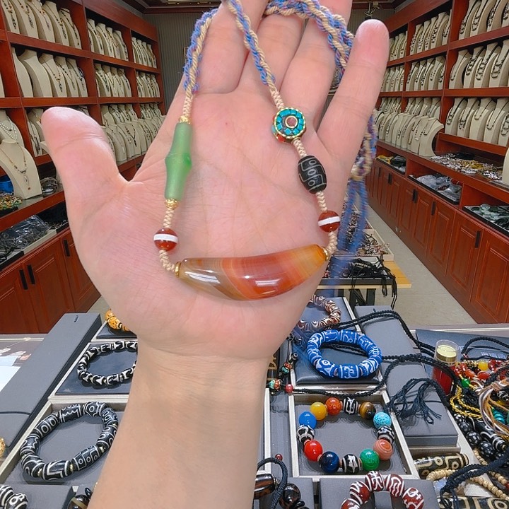 未镶嵌玛瑙/玉髓珠宝奇石