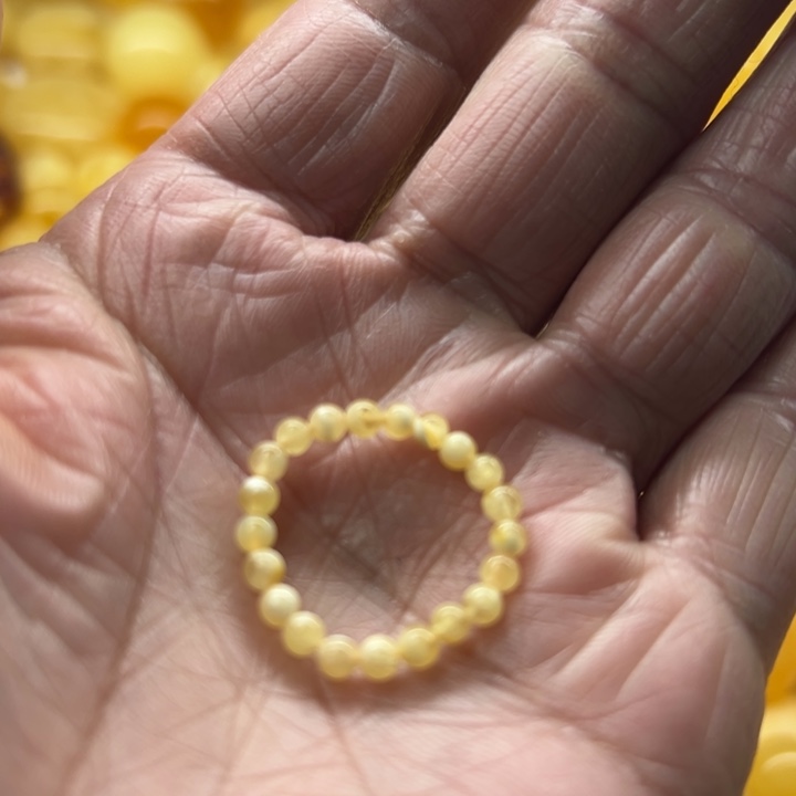 琥珀（矿物珀）未镶嵌裸石